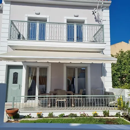 Vakantiehuis Armonia, 100m From The